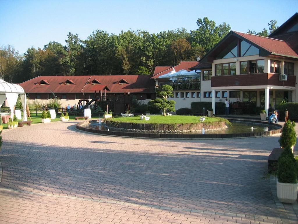 Guesthouse Trajbar Team Zaprešić Exterior foto